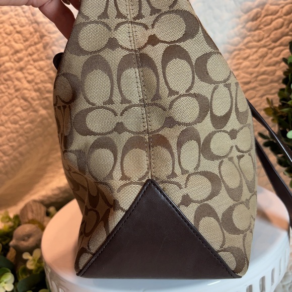 Coach Tan and Brown Signature Tote - Picture 5 of 11